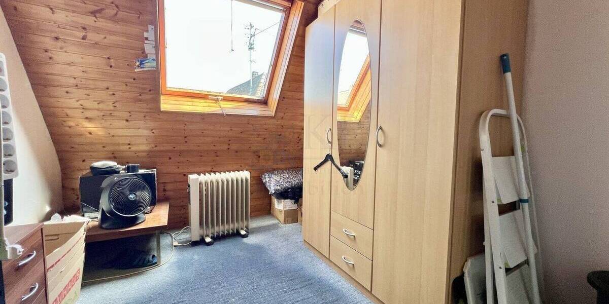 Einfamilienhaus Wiesbaden Erbenheim - 7 Zimmer, 158 m&sup2;, 627.000&euro; | Angebot:26361277