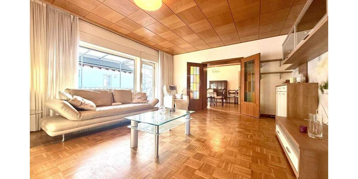 Mehrfamilienhaus, Wohnhaus Kelkheim (Taunus) Kelkheim - 8 Zimmer, 183 m&sup2;, 845.000&euro; | Angebot:25682197