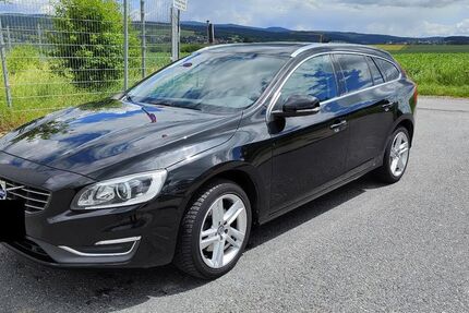 Volvo V60 179.600 km 10.300 &euro; Aarbergen Panrod 65326