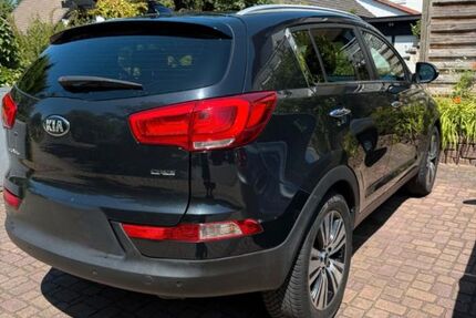 Kia Sportage 130.000 km 14.000 € MÖRFELDEN-WALLDORF 64546
