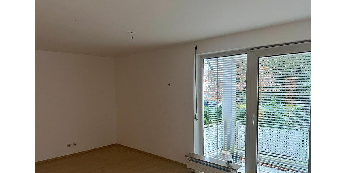 3-Zimmer-Wohnung, Balkon,EBK+2Duplex-Stellplätze 3 zimmer