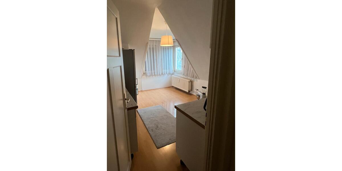 Etagenwohnung Frankfurt am Main Bockenheim - 2 Zimmer, 80 m&sup2;, 1.720&euro; | Angebot:26518872