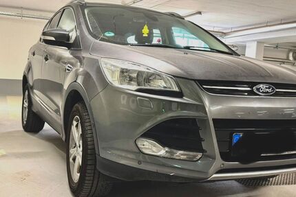 Ford Kuga 64.000 km 11.300 &euro; Mainz 55130