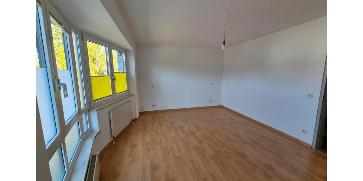 Etagenwohnung Taunusstein - 3 Zimmer, 100 m&sup2;, 328.000&euro; | Angebot:27161448