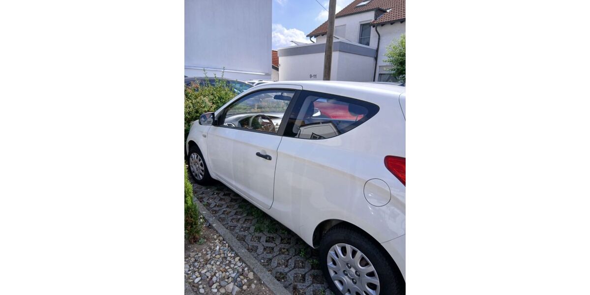 Hyundai i20 124.020 km 2.200 &euro; Hattersheim am Main 65795