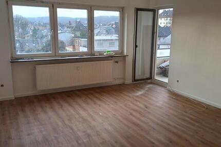 Wohnung Idstein - 2 Zimmer, 63 m&sup2;, 750&euro; | Angebot:25407877