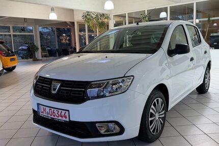 Dacia Sandero 30.000 km 8.999 &euro; Selters 65618