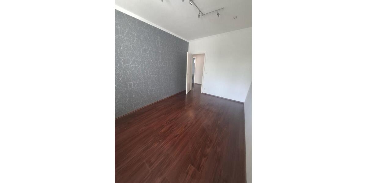 Etagenwohnung Schwalbach am Taunus - 4 Zimmer, 85 m&sup2;, 309.000&euro; | Angebot:27068464