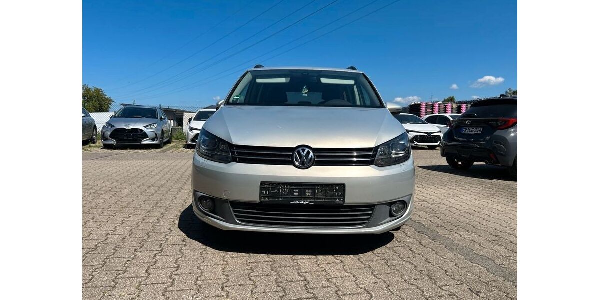 VW Touran 178.000 km 8.900 &euro; Rüsselsheim 65428