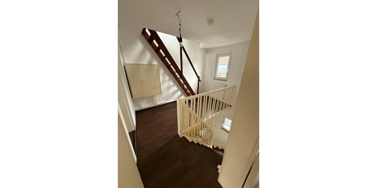 Reihenhaus Bad Camberg - 4 Zimmer, 83 m&sup2;, 980&euro; | Angebot:25367735