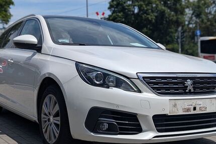 Peugeot 308 118.900 km 9.090 &euro; Mainz 55128