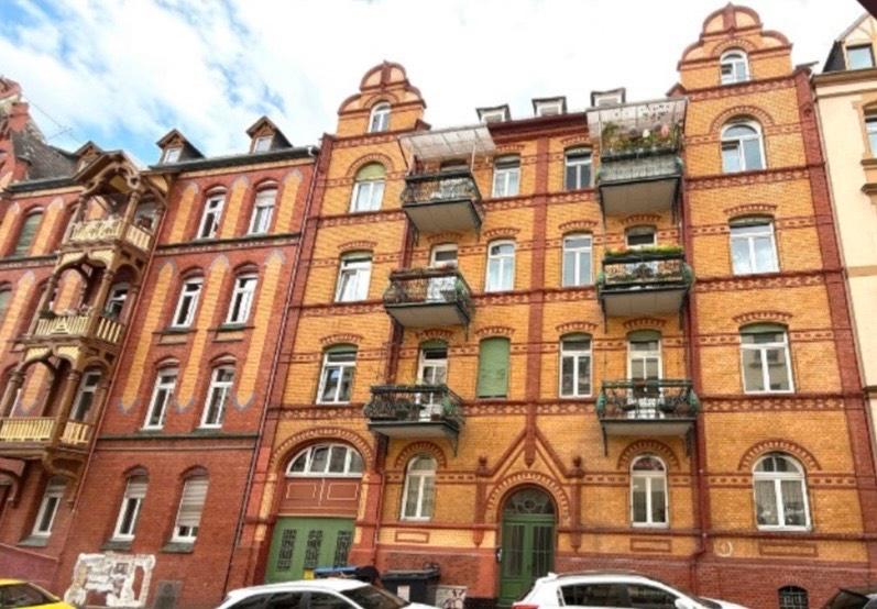 Dachgeschoßwohnung Wiesbaden Bierstadt - 3 Zimmer, 71 m&sup2;, 1.200&euro; | Angebot:25304721