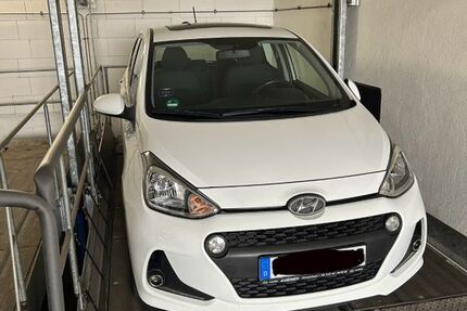 Hyundai i10 86.055 km 8.490 &euro; Rüsselsheim am Main 65428