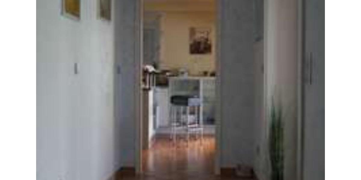 Einfamilienhaus mit Doppelgarage, Garten, 2 Terrassen inkl. Küche 5 zimmer