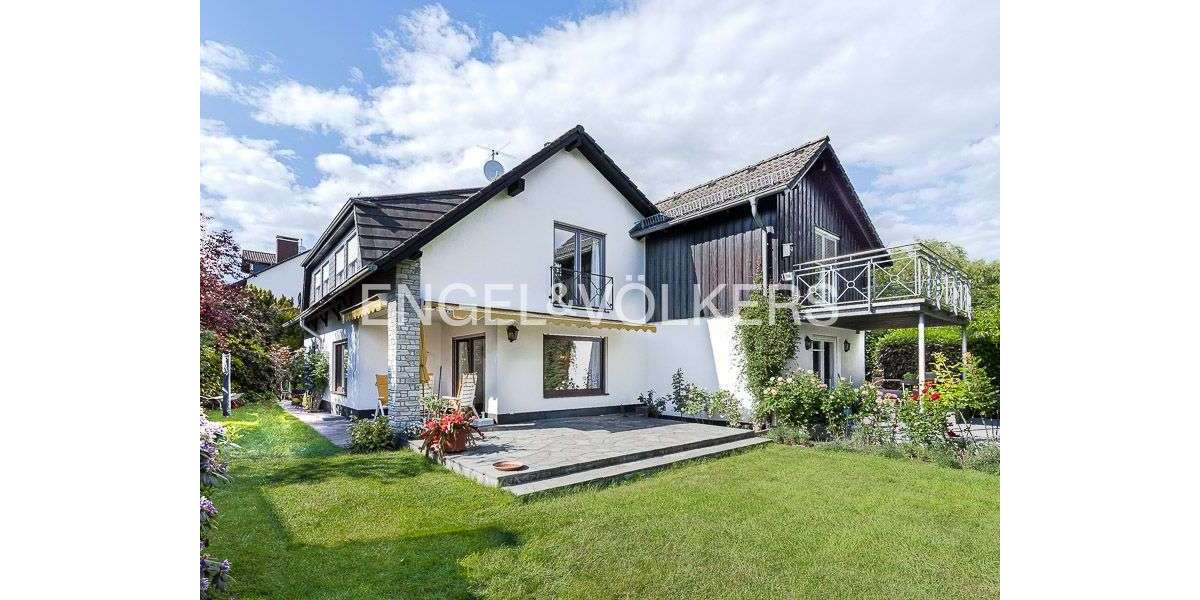 Einfamilienhaus Kronberg im Taunus - 7 Zimmer, 240 m&sup2;, 3.850&euro; | Angebot:26863221