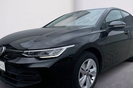 VW Golf 42.196 km 23.940 &euro; Bad Soden 65812
