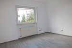 Frisch renovierte 3 Zimmer Wohnung mit ca. 75m² Wohnfläche mit Balkon und Garage - Appartement Nauheim | Angebot:26101851