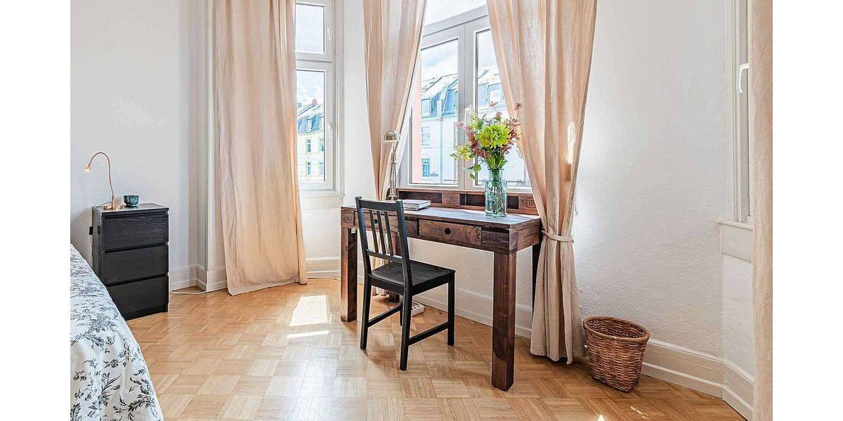 Etagenwohnung Frankfurt am Main Bockenheim - 3 Zimmer, 90 m&sup2;, 2.400&euro; | Angebot:26803848