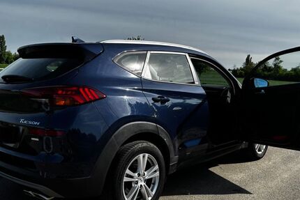 Hyundai TUCSON 97.000 km 16.300 &euro; Hattersheim 65795