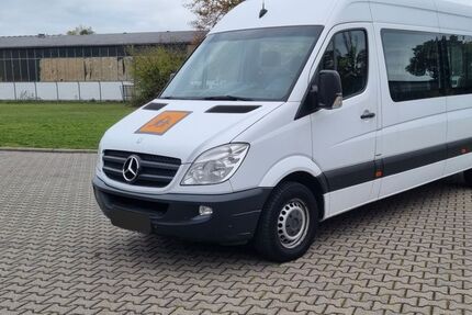 Mercedes-Benz Sprinter 211.000 km 22.600 € Frankfurt am Main 60386