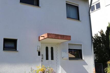 Reiheneckhaus mit Garten & flexiblem Dachgeschoss in Neuhof 5 zimmer