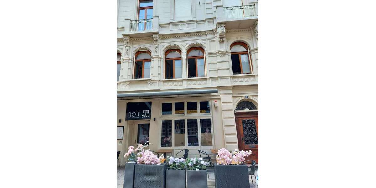 Etagenwohnung Wiesbaden Mitte - 2 Zimmer, 92 m&sup2;, 1.300&euro; | Angebot:26900813