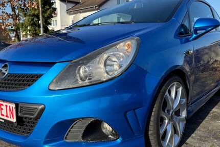 Opel Corsa 178.000 km 6.990 &euro; Rüsselsheim am Main 65428