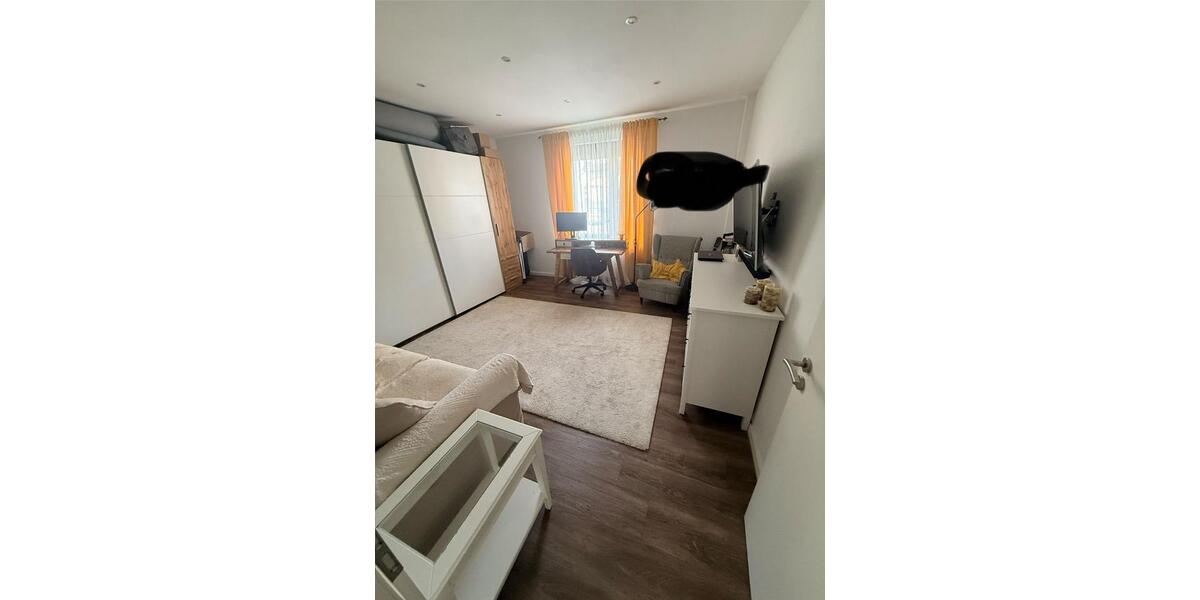 Etagenwohnung Idstein - 2 Zimmer, 70 m&sup2;, 1.000&euro; | Angebot:26223338