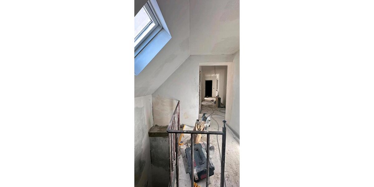 Einfamilienhaus Ober-Olm Olm - 10 Zimmer, 270 m&sup2;, 420.000&euro; | Angebot:26807021
