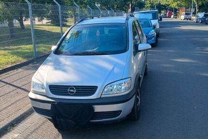 Opel Zafira 120.600 km 2.150 &euro; Mainz .k 55252