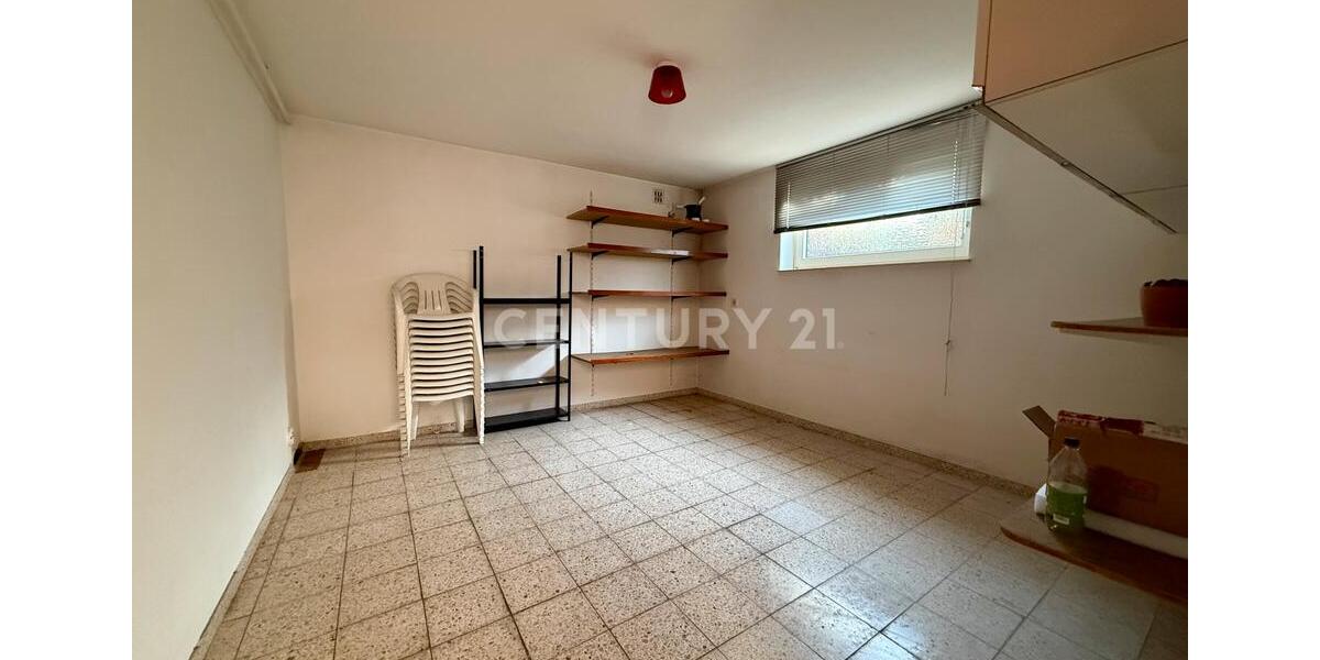 Erdgeschoßwohnung Groß-Gerau Gerau - 4 Zimmer, 121 m&sup2;, 1.400&euro; | Angebot:24571944
