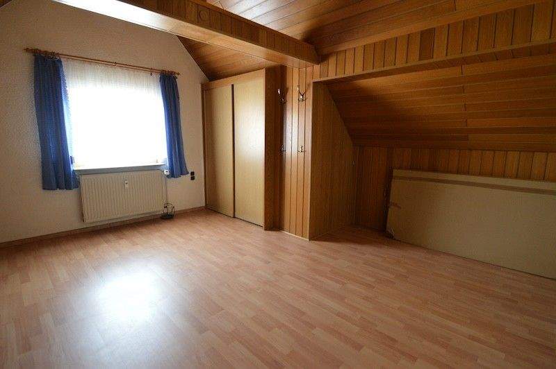 Einfamilienhaus Mainz / Marienborn Marienborn - 9 Zimmer, 194 m&sup2;, 749.000&euro; | Angebot:23982854