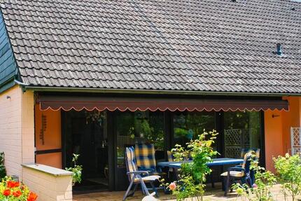 Haus Niedernhausen - 6 Zimmer, 245 m&sup2;, 649.000&euro; | Angebot:26438466