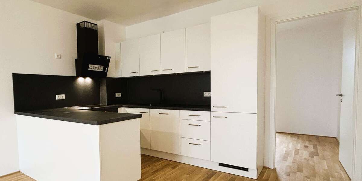 Wohnung zum Mieten in Wiesbaden 1.820 € 94 m² 4 zimmer