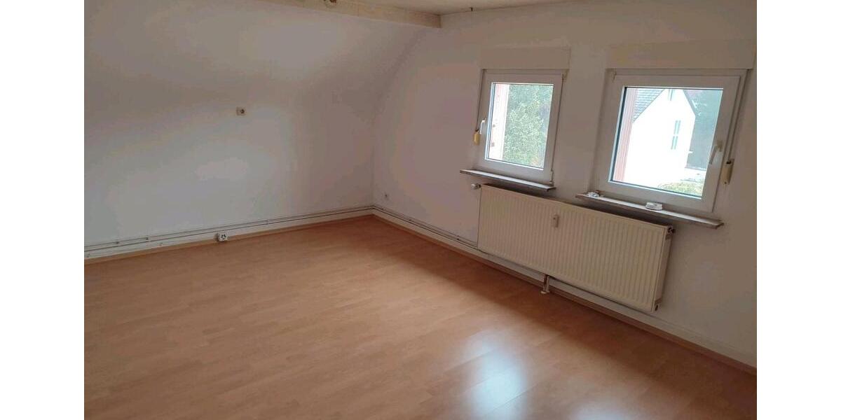 2-Zimmer Dachgeschoss Wohnung 2 zimmer