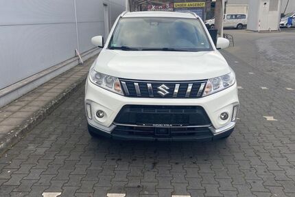 Suzuki Vitara 72.000 km 13.799 &euro; Wiesbaden 65201
