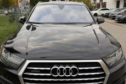 Audi Q7 192.000 km 24.900 &euro; Rüsselsheim 65428