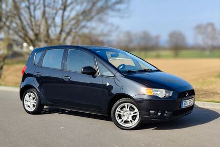 Mitsubishi Colt 144.800 km 2.499 &euro; Liederbach 65835