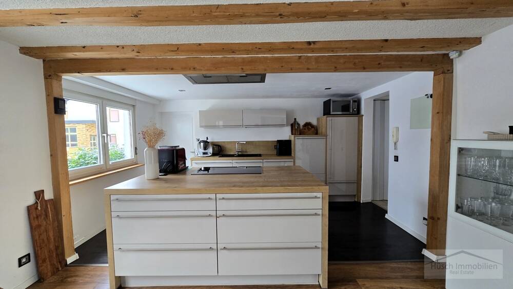 Einfamilienhaus Taunusstein / Neuhof Neuhof - 8 Zimmer, 224 m&sup2;, 749.000&euro; | Angebot:26218735