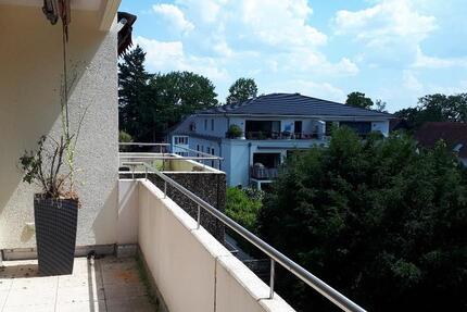 Wohnung Oberursel (Taunus) - 2.5 Zimmer, 81 m&sup2;, 1.200&euro; | Angebot:26089779