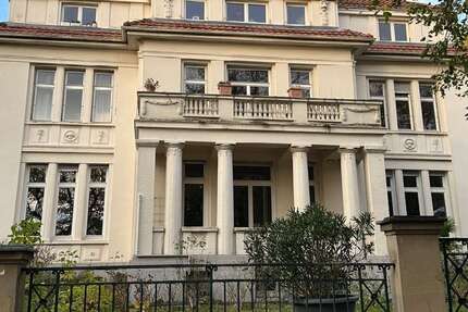 Haus zum Kaufen in Wiesbaden 2.800.000 € 602.5 m² 20 zimmer