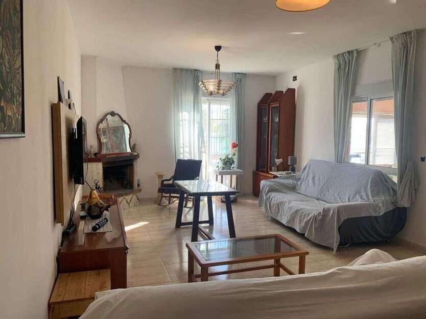 Haus zum Kaufen in Elche - Elx 325.000 € 180 m²