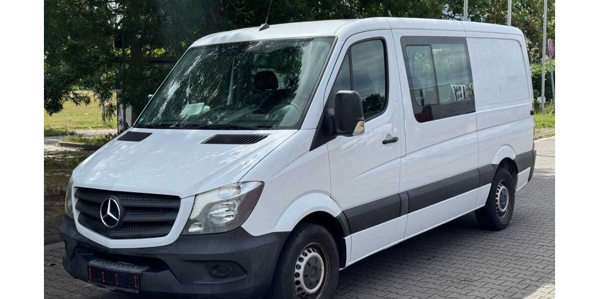 Mercedes-Benz Sprinter 214.808 km 14.990 € Budenheim 55257