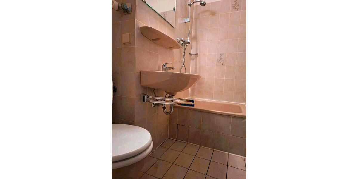 Etagenwohnung Mainz Gonsenheim - 1 Zimmer, 23 m&sup2;, 390&euro; | Angebot:26424462