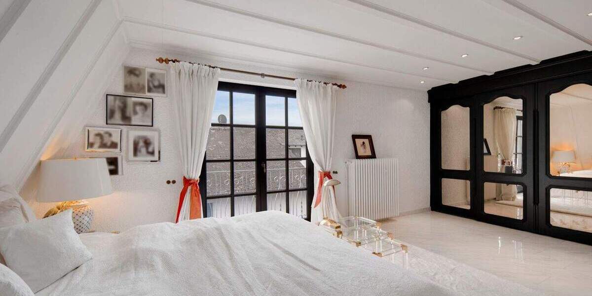 Einfamilienhaus Wiesbaden Nordenstadt - 7 Zimmer, 223 m&sup2;, 869.000&euro; | Angebot:25111817