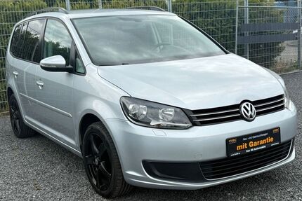 VW Touran 128.100 km 7.999 &euro; Mainz-Kastel 55252
