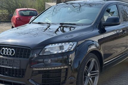 Audi Q7 245.000 km 17.990 &euro; Rüsselsheim 65428