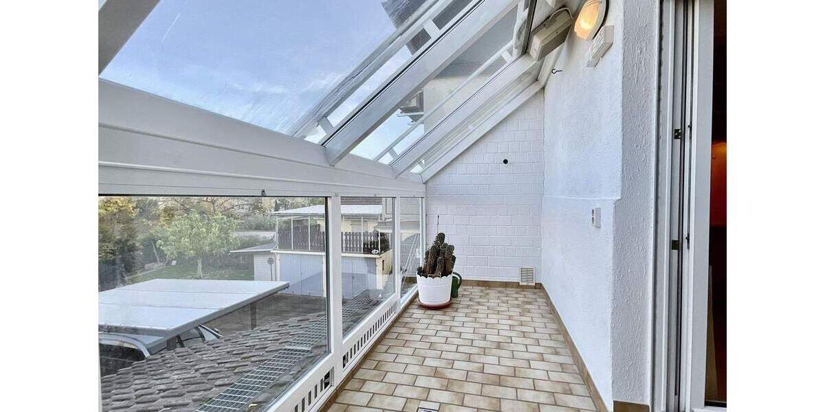 Einfamilienhaus Wiesbaden Schierstein - 5 Zimmer, 122 m&sup2;, 525.000&euro; | Angebot:23972769