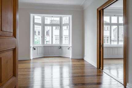 Wohnung Wiesbaden Südost - 5 Zimmer, 165 m&sup2;, 3.000&euro; | Angebot:26804069