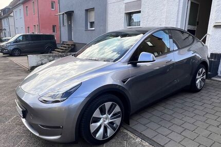 Tesla Model Y 62.905 km 42.499 &euro; Mainz 55130